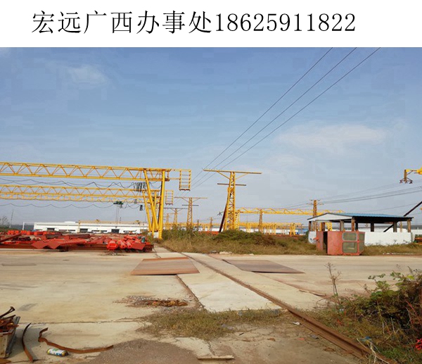 軌道龍門吊的設(shè)計有哪些特點？